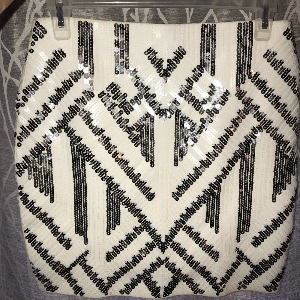 Sexy short sequences Express skirt. Never worn .